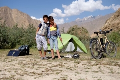 Tádžikistán, Kempování za Chorogem / Tajikistan, Camping behind Khorog